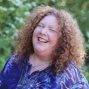 Meet your Posher, Laurel